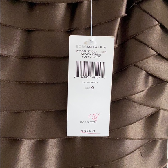 Satin like dress (strapless) - Picture 5 of 5